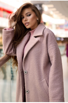 Розовое уютное пальто на пуговицах