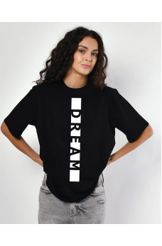 Черная привлекательная принтованная футболка
