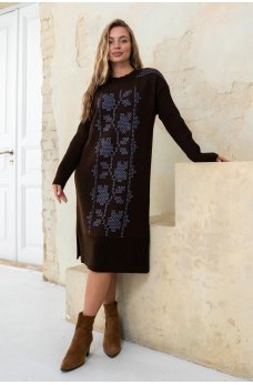 Шоколадно-лиловое повседневное вязаное платье