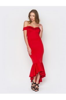 Нарядное красное платье с ассиметричным низом