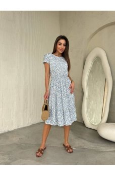 Бело-голубое изящное платье