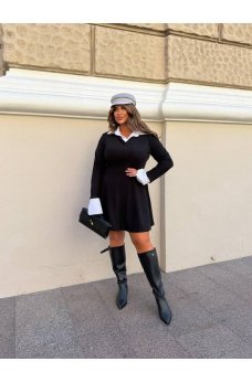 Черное привлекательное теплое платье больших размеров