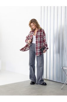 Бордовая практичная рубашка на каждый день