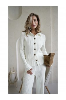 Уникальный костюм-двойка молочного цвета