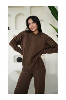 Теплый костюм-двойка карамельного цвета