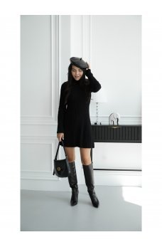Черное изящное вязаное платье мини
