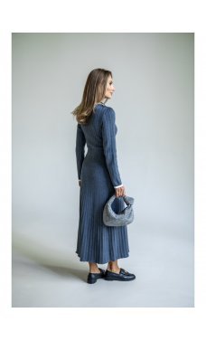 Серое элегантное платье-миди из хлопка