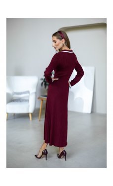 Бордовое лаконичное женственное платье