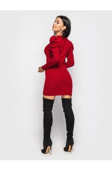Красное роскошное вязаное платье мини