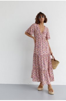Легкое практичное цветочное платье лавандового цвета