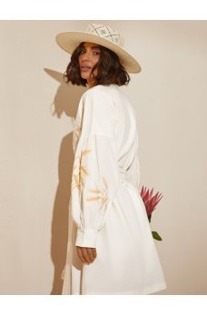 Белое очаровательное котоновое платье-кимоно с поясом