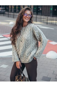 Серый базовый теплый свитер