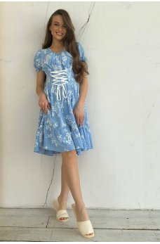 Синее привлекательное женственное платье 