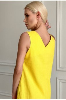 Желтое привлекательное короткое платье с вышивкой