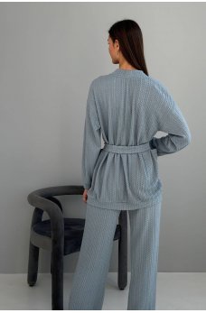 Серый женский фактурный костюм кофта-брюки
