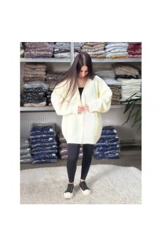 Базовый вязаный кардиган молочного цвета