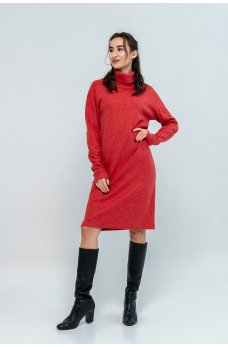 Уютное женское платье терракотового цвета
