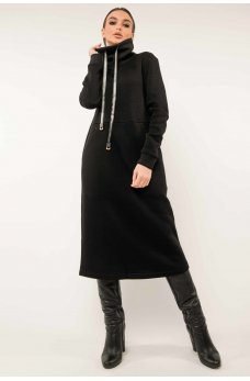 Черное уютное платье-миди на флисе