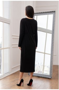 Черное практичное женское трикотажное платье