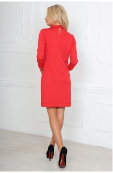 Свободное красное платье футляр