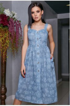 Легкое платье-сарафан голубого цвета с цветочным принтом