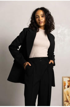 Черный базовый классический пиджак с карманами