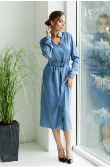 Голубое трендовое лаконичное платье из шелка