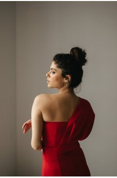 Красное яркое нарядное платье