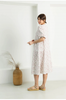 Бело-розовое цветочное платье-миди из муслина