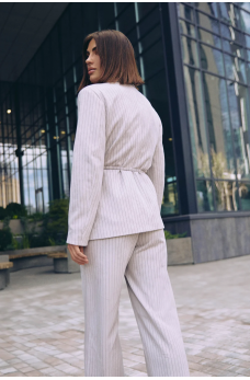 Серый стильный замшевый пиджак в полоску