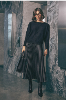 Черная кожаная женская юбка-миди