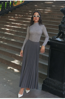 Серый универсальный трикотажный гольф